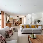 Spacieuse Et Accueillante Villa La Roque-sur-Cèze